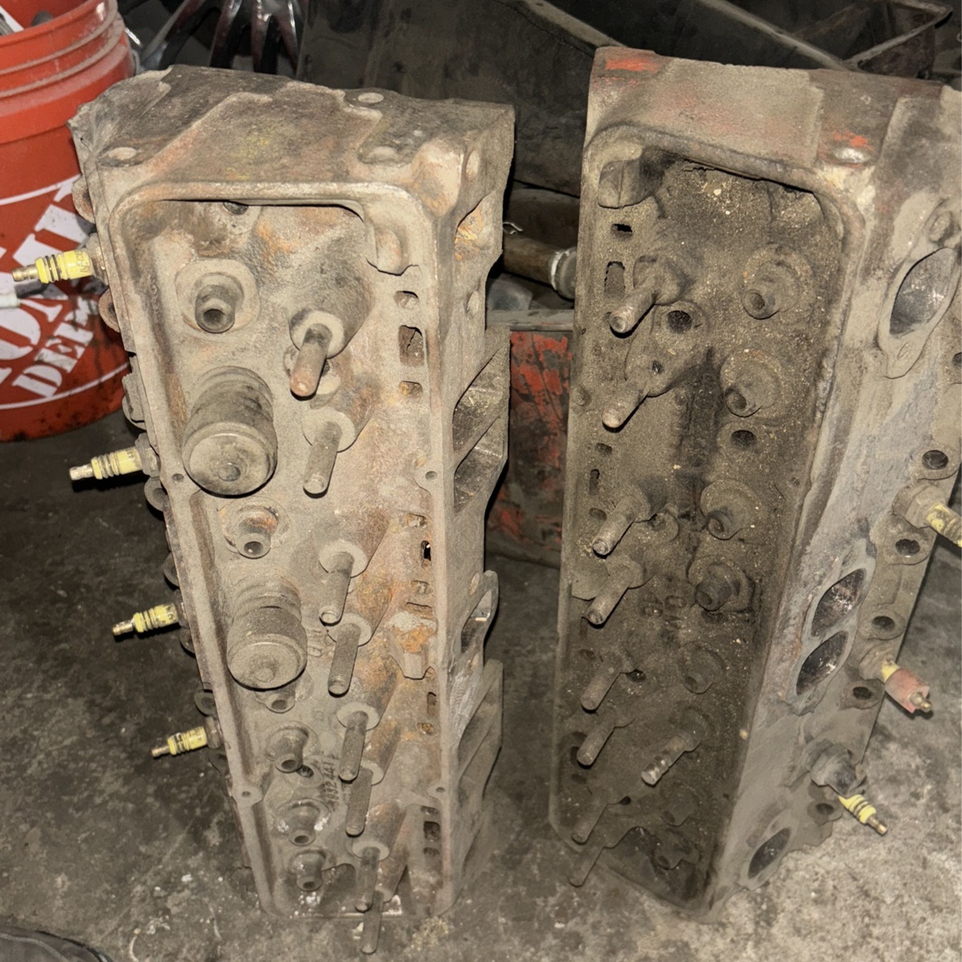 Chevy 441 Heads