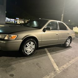 2001 Toyota Camry