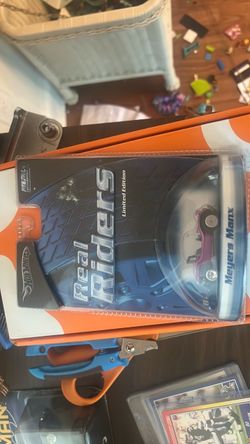 Rare 2005 Hot Wheels Real Riders Limited Edition Meyers Manx Magenta Buggy – Mint in Package