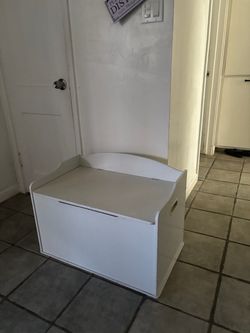 Wooden Toy chest