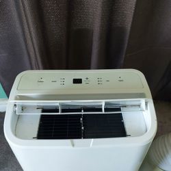 General Electric Portable Room Air Conditioner 