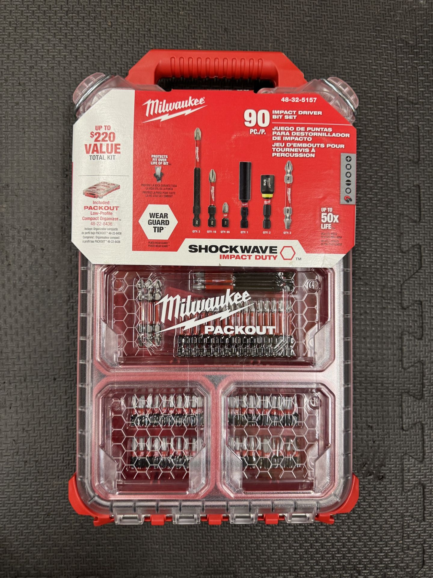 Milwaukee SHOCKWAVE Impact Duty Alloy Steel Screw Driver Bit Set with PACKOUT Case (90-Piece)