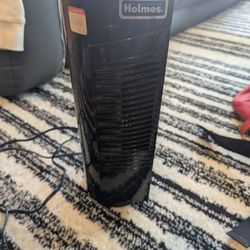 Holmes Small Tower Fan