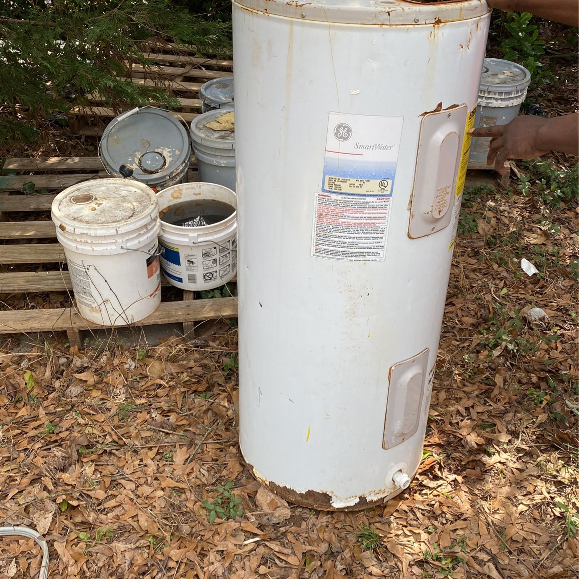 Electric Water Heater