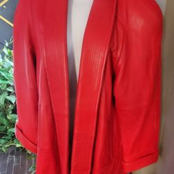 Tibor 100% Leather - Pretty much New. Only Wore 2x's. Too Big