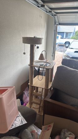 Free cat tower