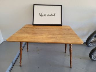 Ethan Allen Drop Leaf Dinner  Table