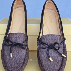 Michael Kors Women's Loafers Size 9 Only 