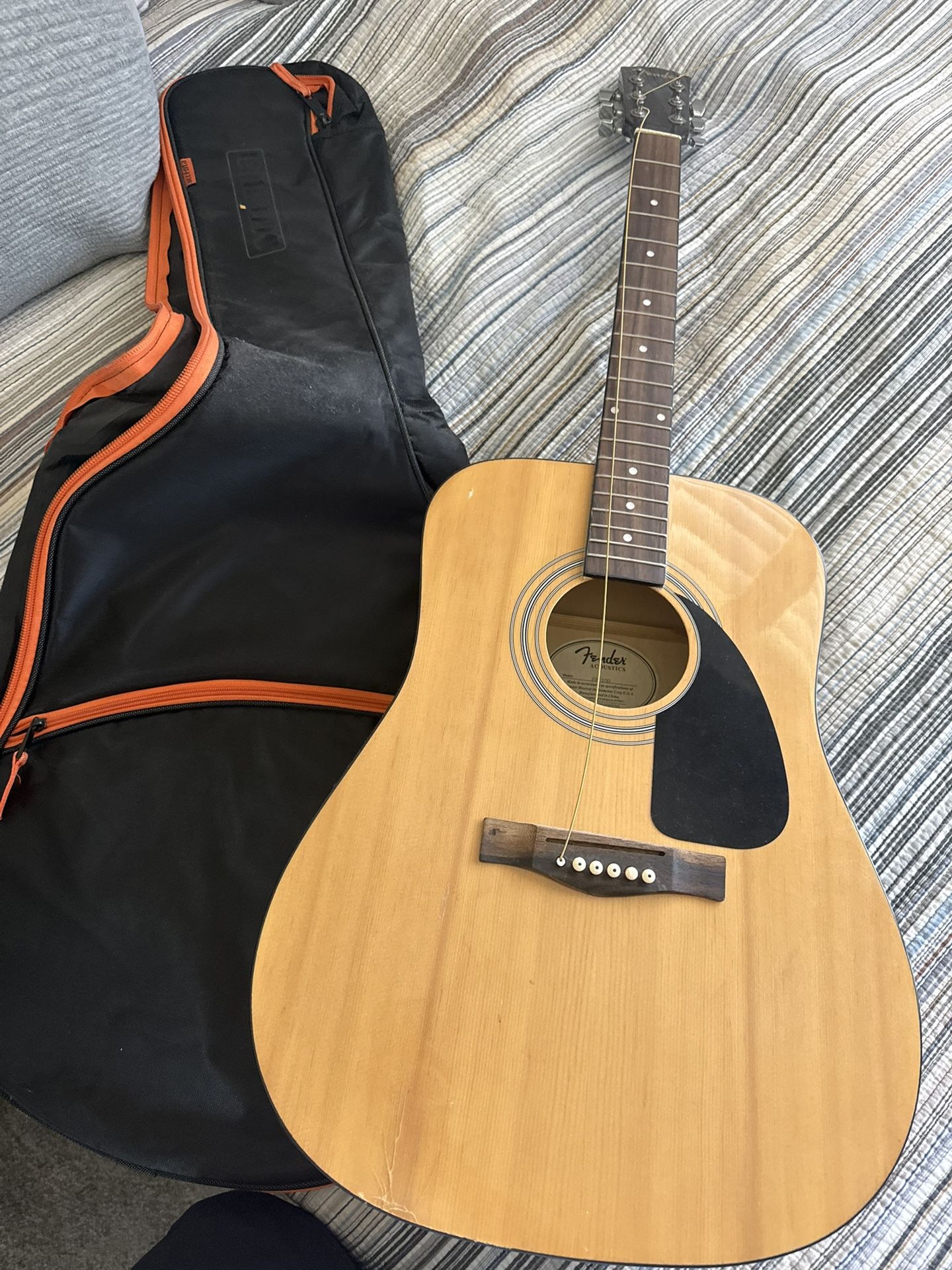 Fender Acoustic FA-100