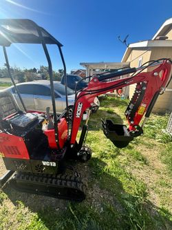 Mini excavadora 2025