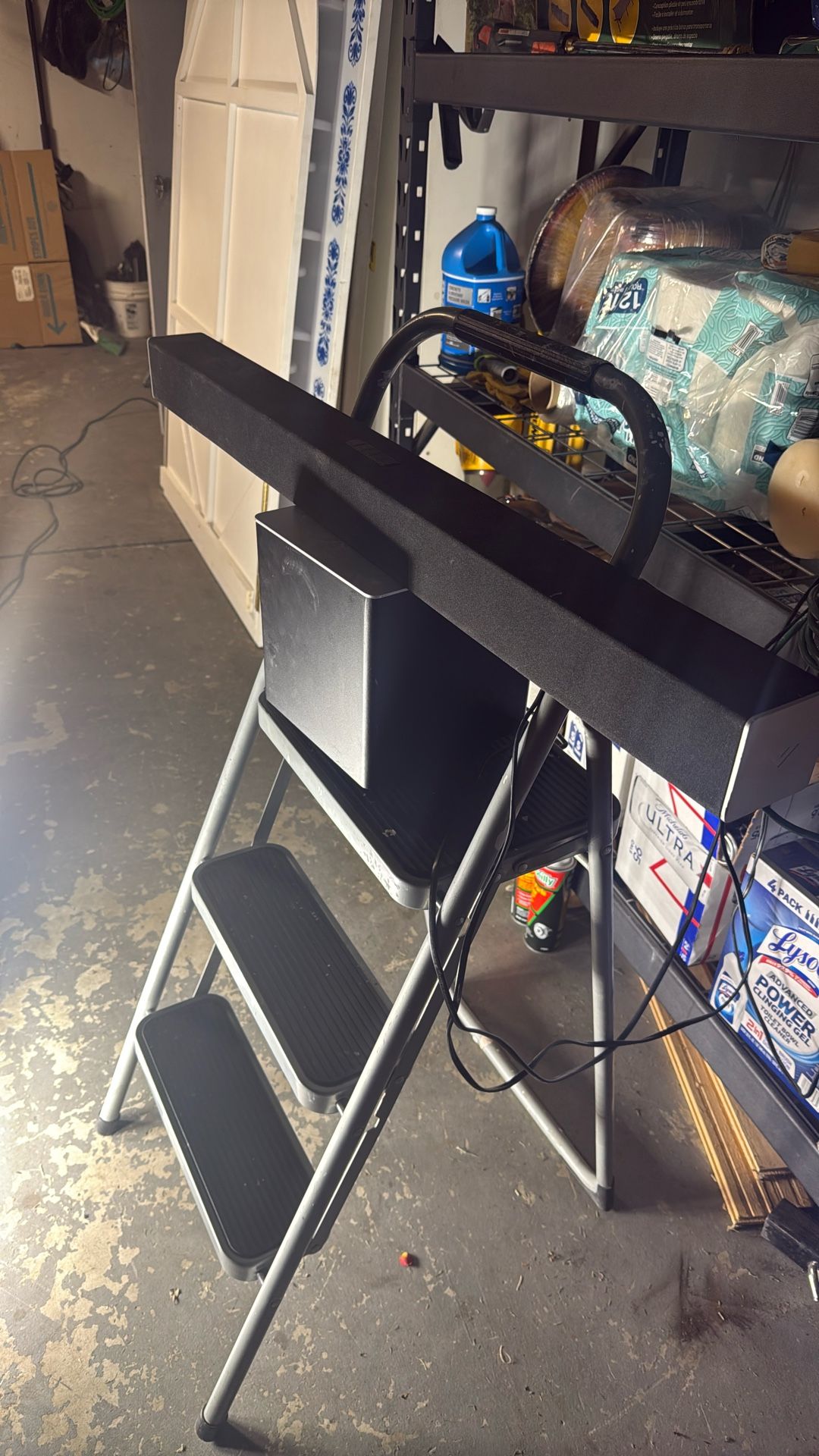 VIZIO sound Bar 38” And Subwoofer