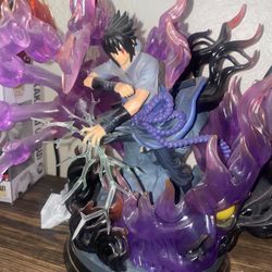 Sasuke statue 