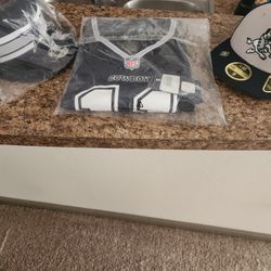 COWBOYS  JERSEY AND HATS