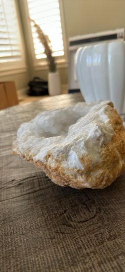 Quartz geome 10 by 101/2 “