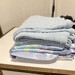 Baby blankets In excellent condition. Comes from smoke free home 2 Pieces 