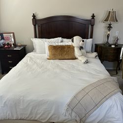 Bed And Bed Frame 350