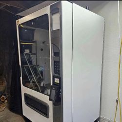 Wittern 3561 Combo Vending Machine