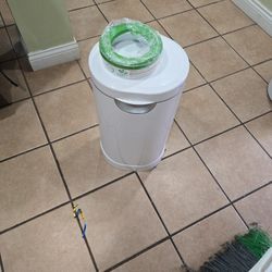 Baby Diapers Trash 
