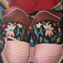 Swimwear/Bikini/ Two Piece/Bathingsuit