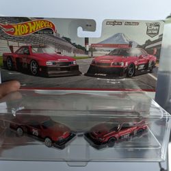 Hot Wheels Nissan Skyline Set