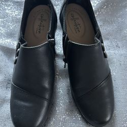 Clark’s Bendables  Wish Envy Leather Slip On Booties.