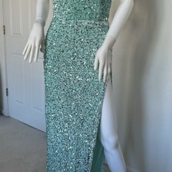 Brandnew Dress Stretchable Size Small 