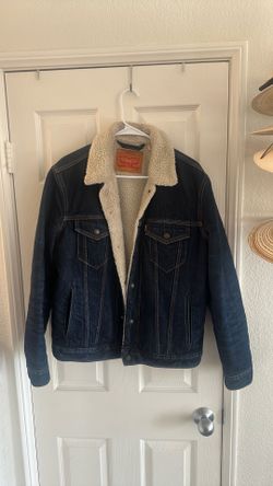 Levi Jean jacket size medium.