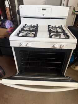 Kenmore White Gas Range Stove