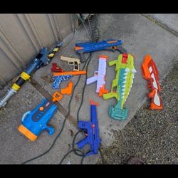 WATER / NERF GUN BUNDLE 