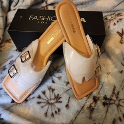 Slides(fashion Nova)