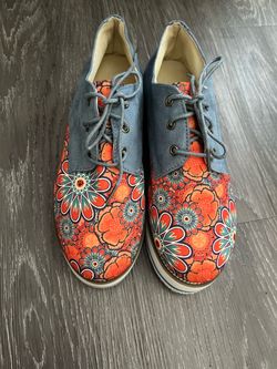 Floral shoes