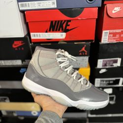 2021 Jordan Cool Grey 11s size 9 Close To VNDS