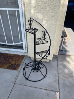 Vintage metal plant stand