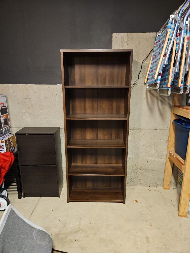 Bookshelf
