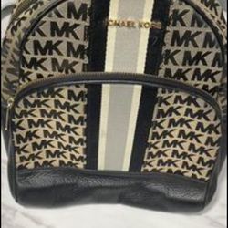 Micheal Kors Back Pack 