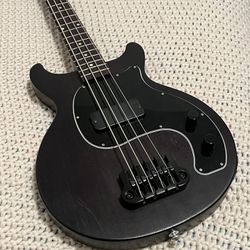 Gibson Les Paul Junior DC Short Scale Bass Guitar 