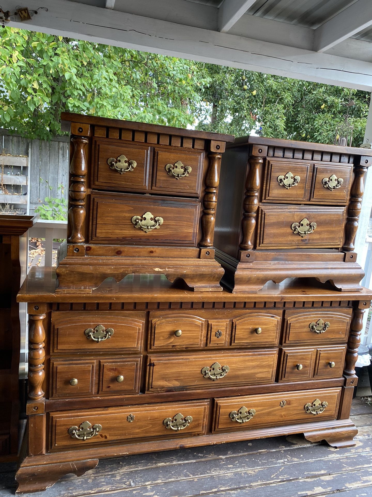 80’s Broyhill Bedroom Set