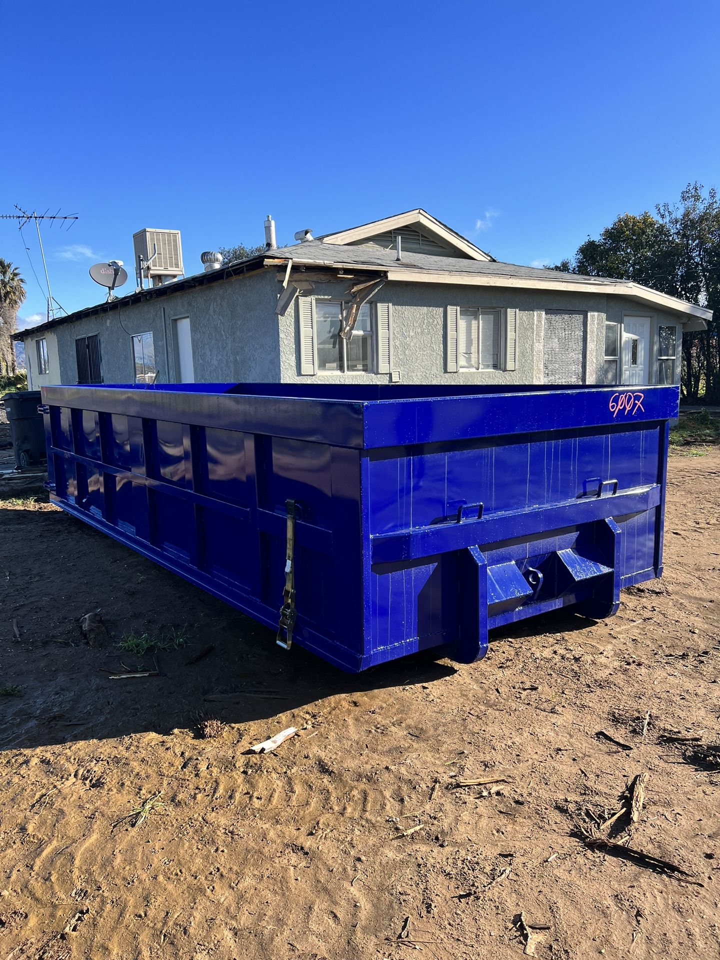 16 Ft Dumpster for Sale in Beaumont, CA OfferUp