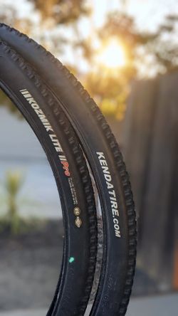 Kenda Kozmik Lite II Pro 29x2.0 Mountain Bike Tires