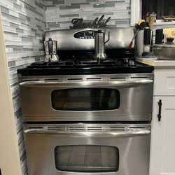 30” Gas Range Double Oven 