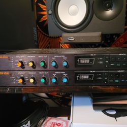 Roland SDE-1000 (Pair)