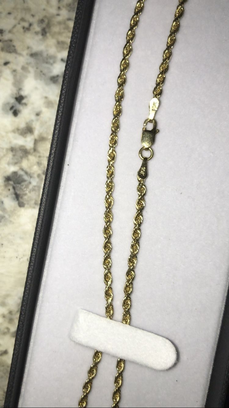 10KT SOLID GOLD ROPE CHAIN