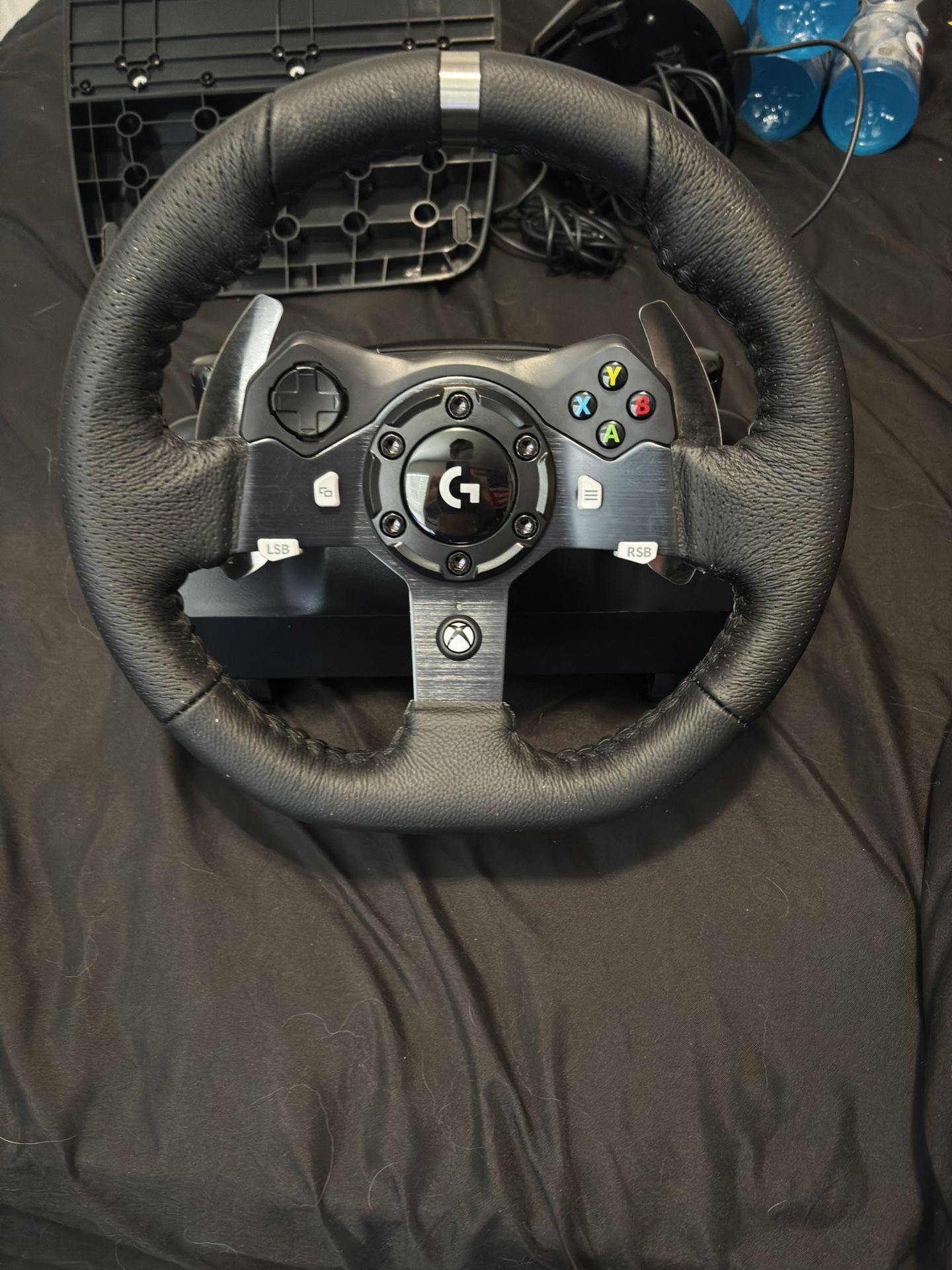 Logitech G920 driving force, racing wheel and pedals force feedback plus Logitech G driving force shifter
