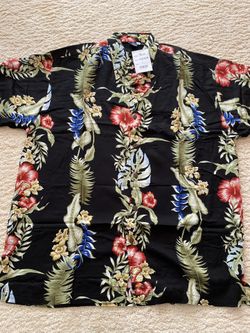 Men’s Short Sleeve Shirt.