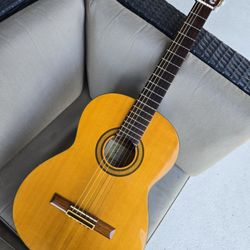 Suzuki classical guitar
