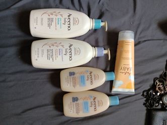 Aveeno Baby Lotion & Wash Bundle – 5 Bottles