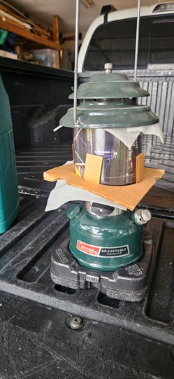 Coleman kerosene lantern with case