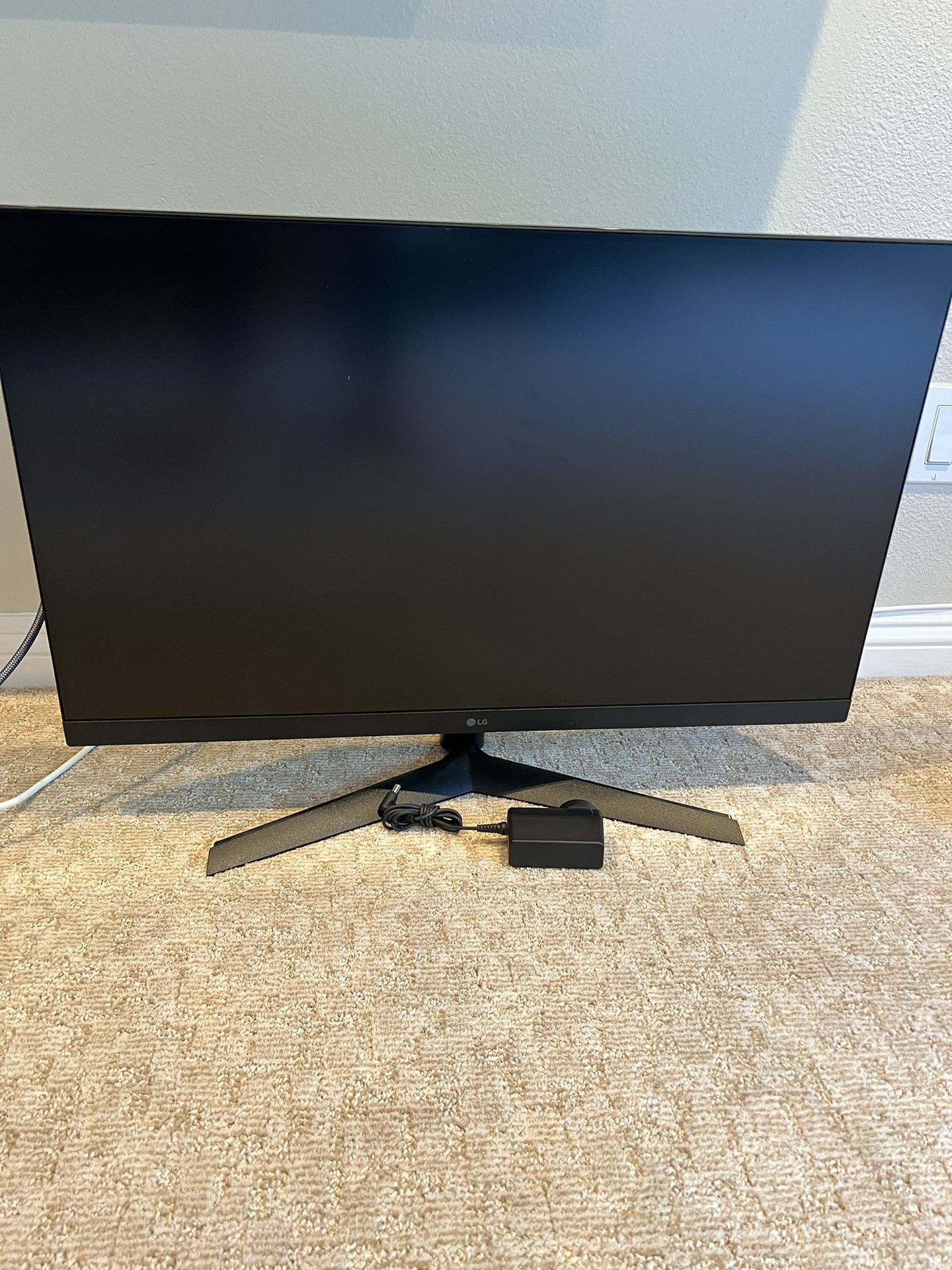 LG 32GN550-B UltraGear Gaming Monitor