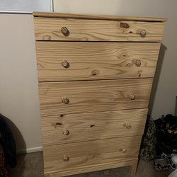 Wooden dresser 