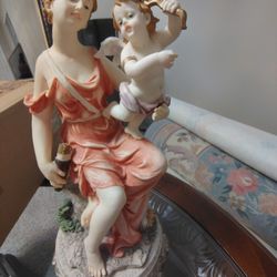 2 Beautiful Vintage Statue Like Brand News And In Spring Hill
